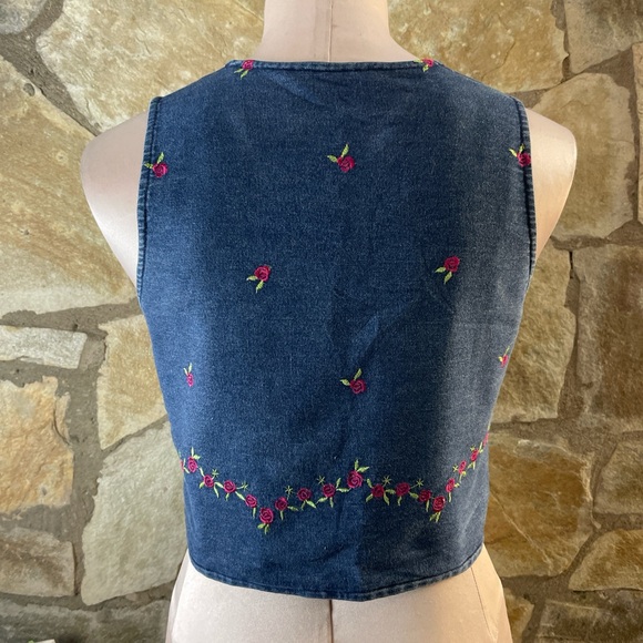 Vintage Handmade Denim Embroidered Vest 🌹 - Picture 4 of 8